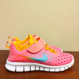 Nike Free Express Pink Girls Running Shoes Low Top Sneakers Size 3Y